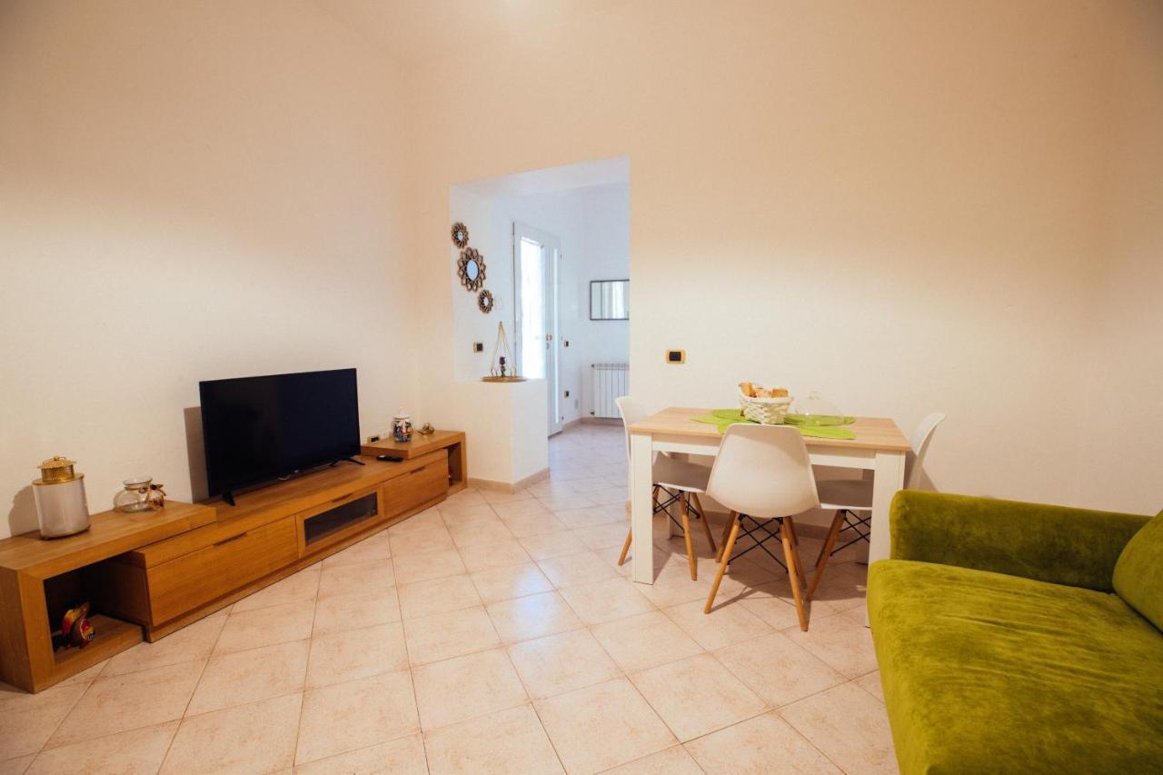 Maria House With Private Garden Olbia Exterior foto