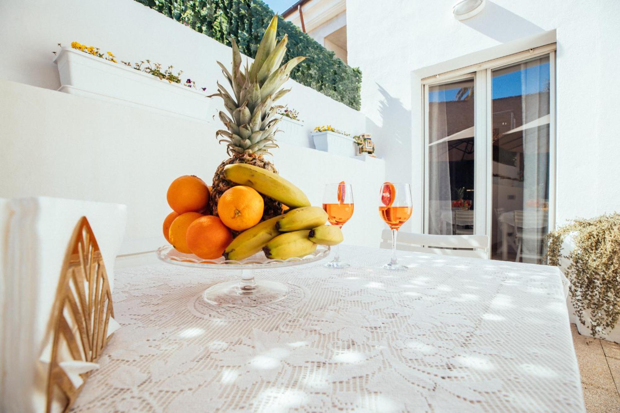 Maria House With Private Garden Olbia Exterior foto