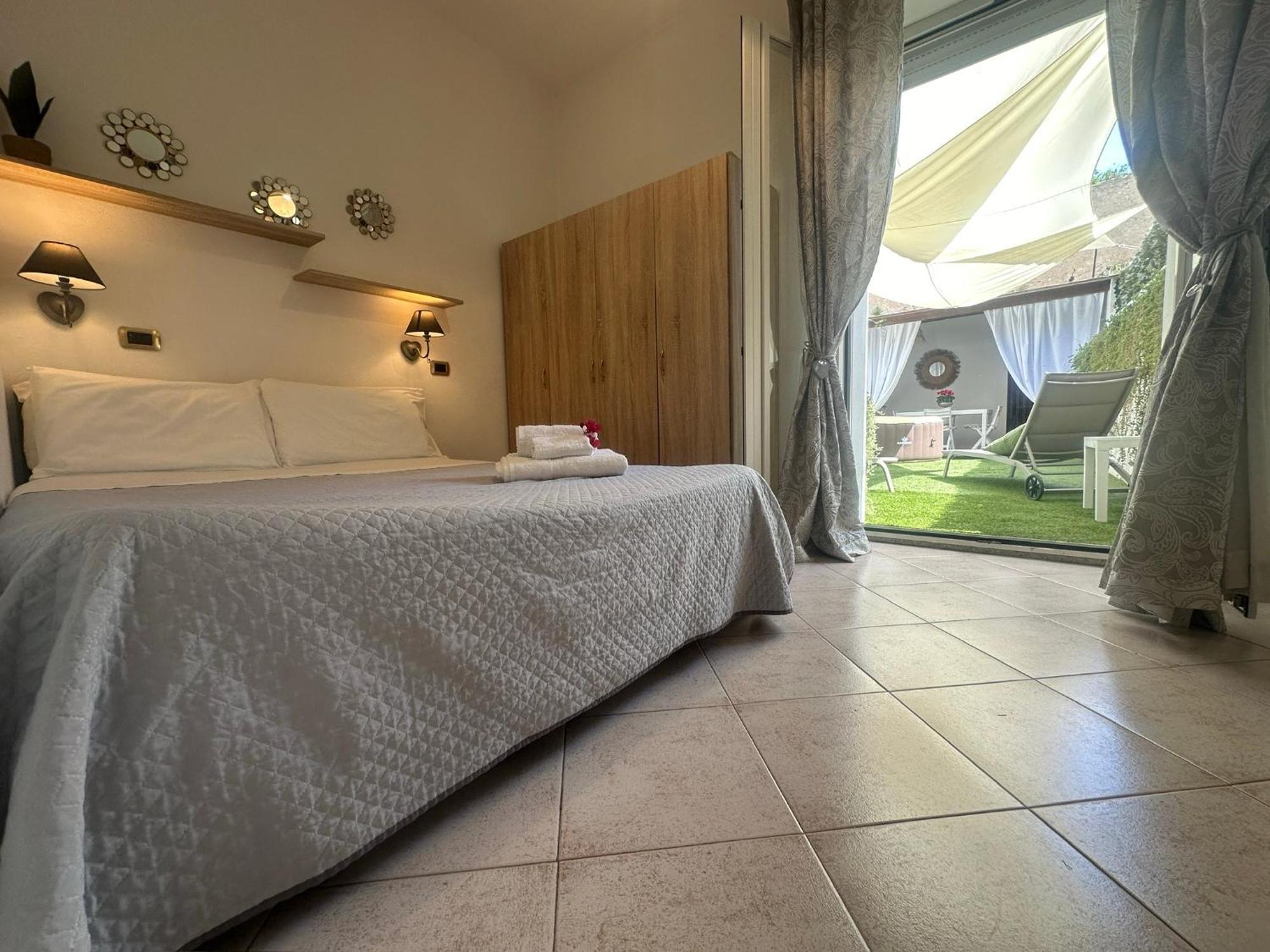 Maria House With Private Garden Olbia Exterior foto